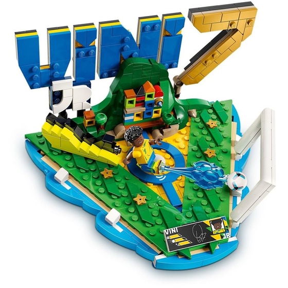LEGO® Edition Football Vini Jr. (43027) image 6