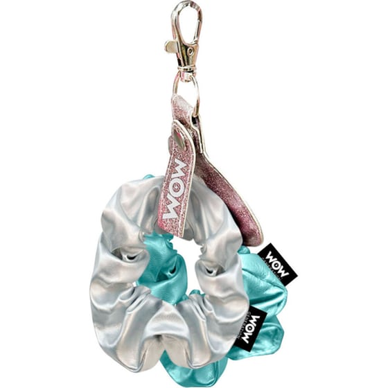 Wow Generation keychain + scrunchies image 1
