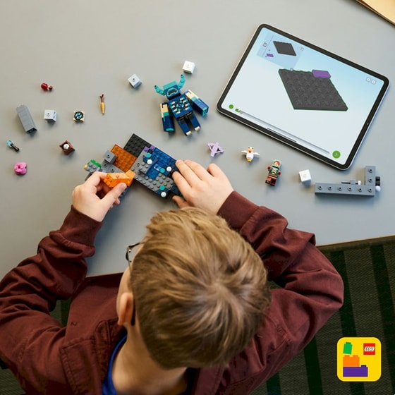 LEGO® Minecraft® Η Συνάντηση με τον Δεσμοφύλακα (21274) image 7