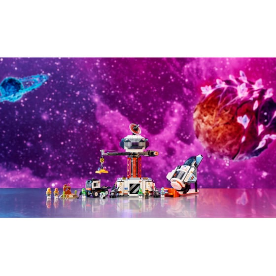 LEGO® City Space Base and Rocket Launchpad (60434) image 6