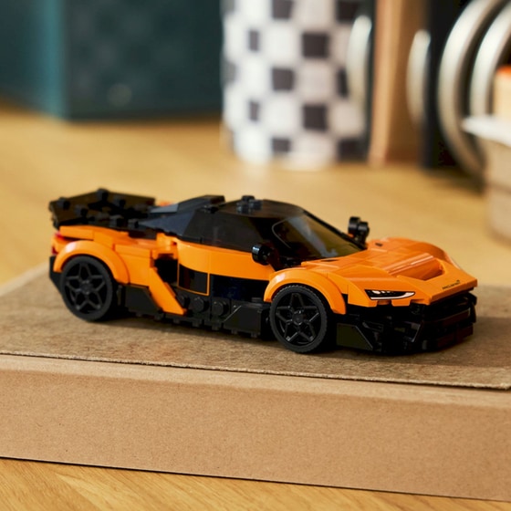 LEGO® Speed Champions McLaren W1 (77257) image 2