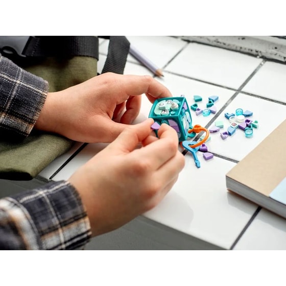 LEGO® Dots Bag Tag Narwhal (41928) image 4