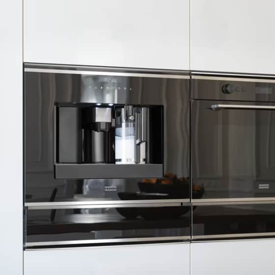 FRANKE Mythos FMY 45 CM XS 1350 W 15 bar - Μαύρο/Inox Εντοιχιζόμενη Μηχανή Καφέ image 3