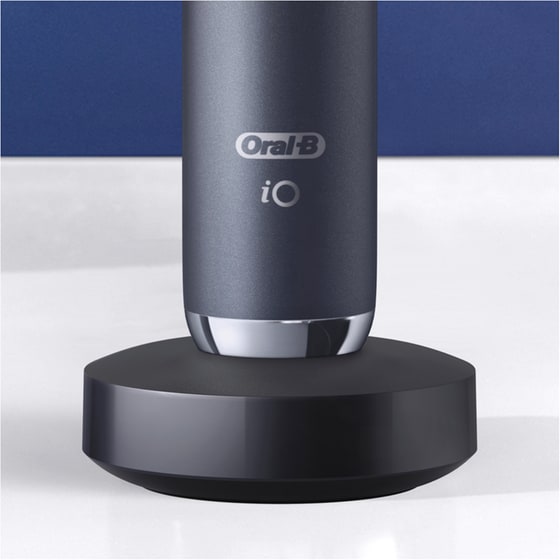 Σετ Ηλεκτρικές Οδοντόβουρτσες ORAL-B iO Series 9 DUO Black & Rose image 4