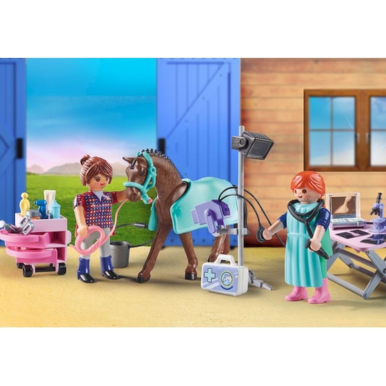 PLAYMOBIL® Country Κτηνιατρείο αλόγων (71241) image 1