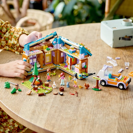 LEGO® Friends Mobile Tiny House (41735) image 8