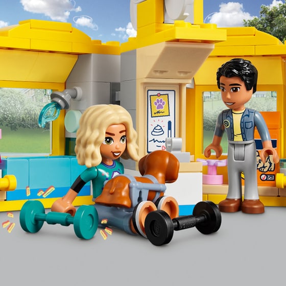 LEGO® Friends Dog Rescue Van (41741) image 9