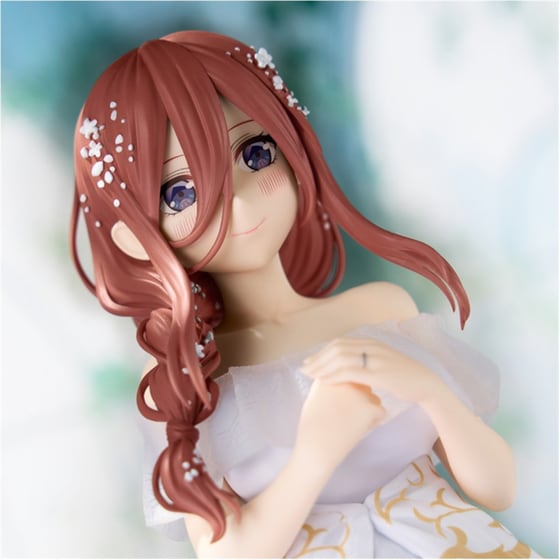 Banpresto : The Quintessential Quintuplets - Miku Nakano Statue (23cm) (29603) image 1