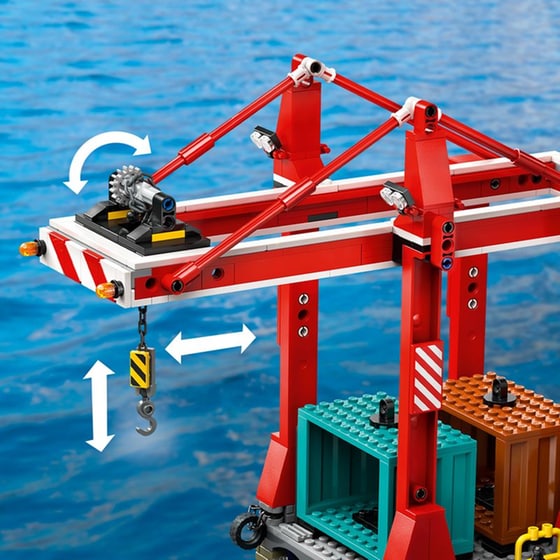 LEGO® City Seaside Harbor with Cargo Ship (60422) image 6