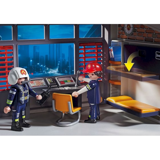 PLAYMOBIL® City Action Μεγάλος Πυροσβεστικός Σταθμός (9462) image 4