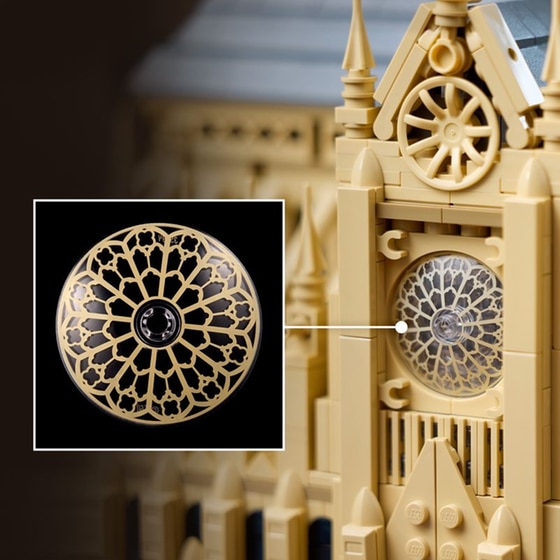 LEGO® Architecture Notre-Dame de Paris (21061) image 1