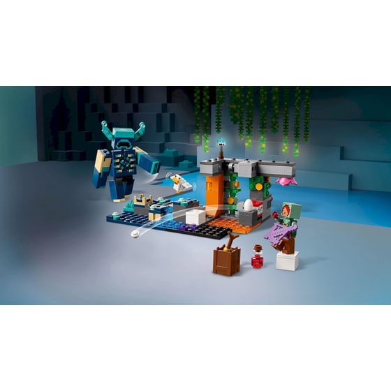 LEGO® Minecraft® The Warden Encounter (21274) image 15