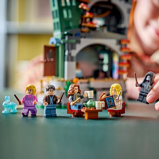 LEGO® Harry Potter™ Το Σπίτι της Λούνα Λάβγκουντ (76467) image 4