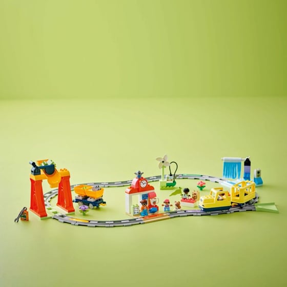 LEGO® Duplo Big Interactive Community Train (10428) image 11