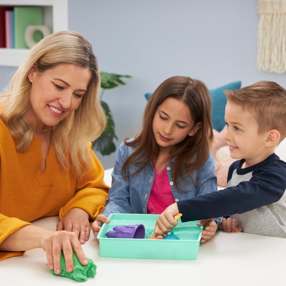 Spin Master Kinetic Sand: Sandbox Set image 6