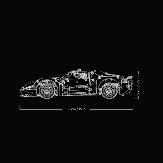 LEGO® Technic 2022 Ford Gt (42154) image 6