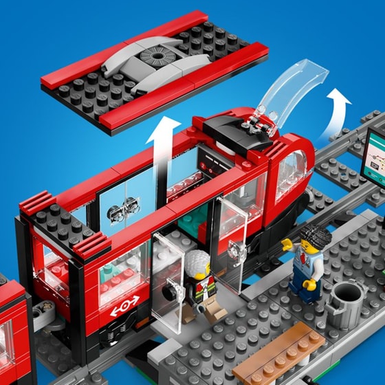 LEGO® City Downtown Streetcar and Station (60423) image 4
