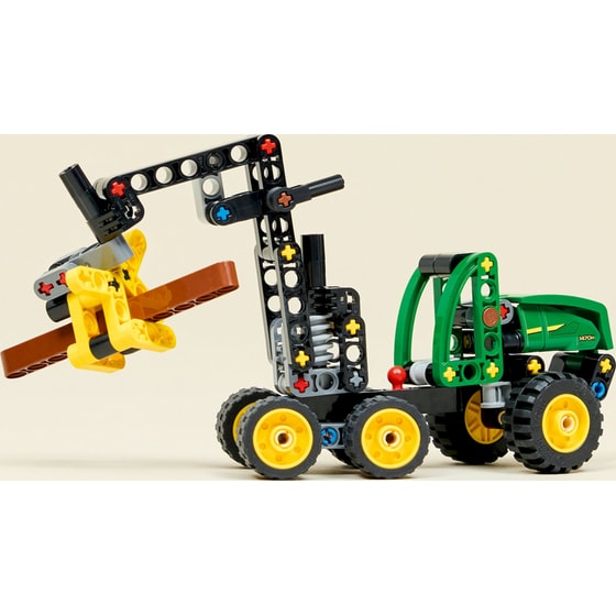 LEGO® Technic John Deere 1470H Wheeled Harvester (42218) image 6