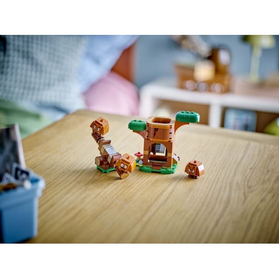 LEGO® Super Mario™ Goombas' Playground (71433) image 9