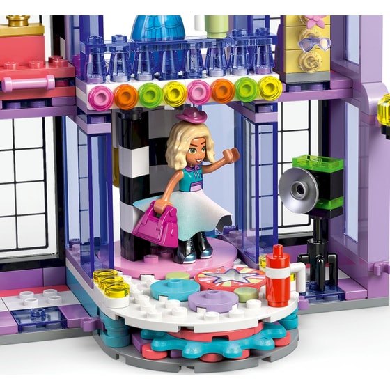 LEGO® Friends Επίδειξη Μόδας Χάρτλεϊκ Σίτυ (42685) image 2