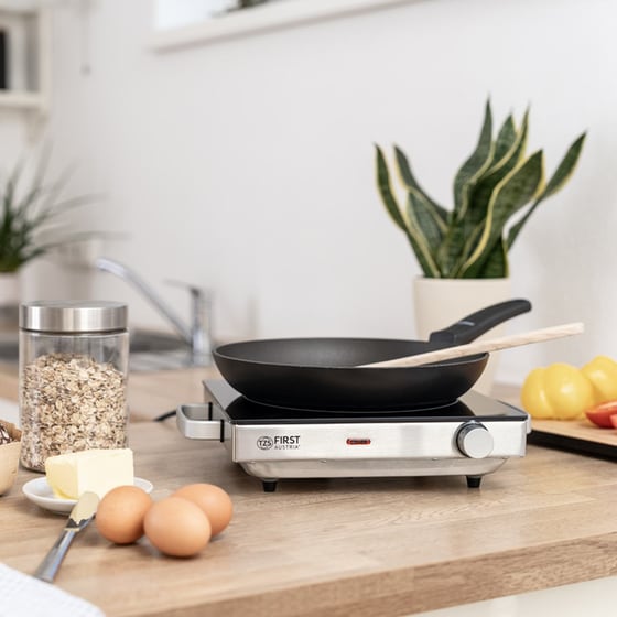 FIRST AUSTRIA FA-5097 2000 W Μαύρο Επιτραπέζια Εστία Κεραμική Μονή image 1