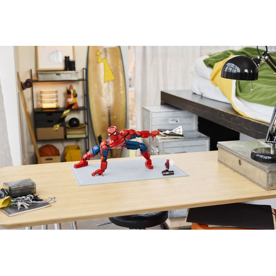 LEGO® Spider-Man Hero Figure (76346) image 10