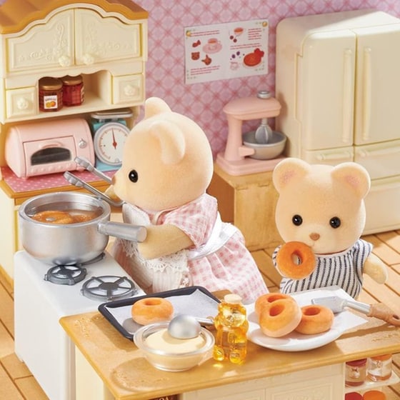 Sylvanian Families Bear Family Σετ (30276) image 3