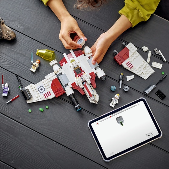 LEGO® Star Wars: The Clone Wars™ V-19 Torrent Starfighter (75432) image 4