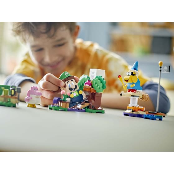 LEGO® Super Mario™ Adventures with Interactive LEGO® Luigi™ (71440) image 6