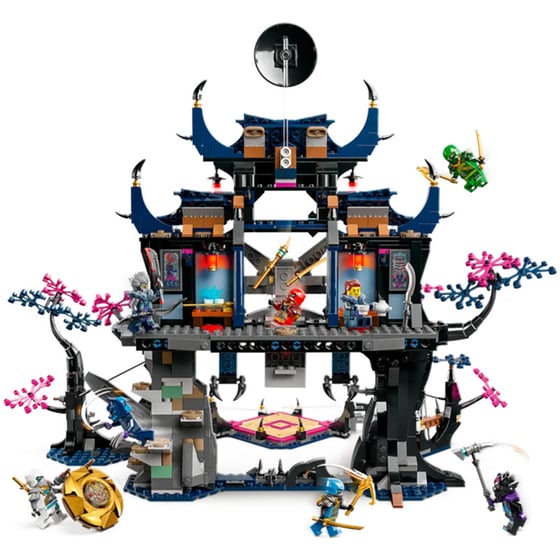 LEGO® Ninjago Wolf Mask Shadow Dojo (71813) image 1