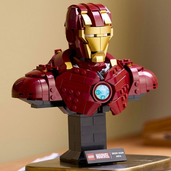 LEGO® Marvel Iron Man MK4 Bust (76327) image 6