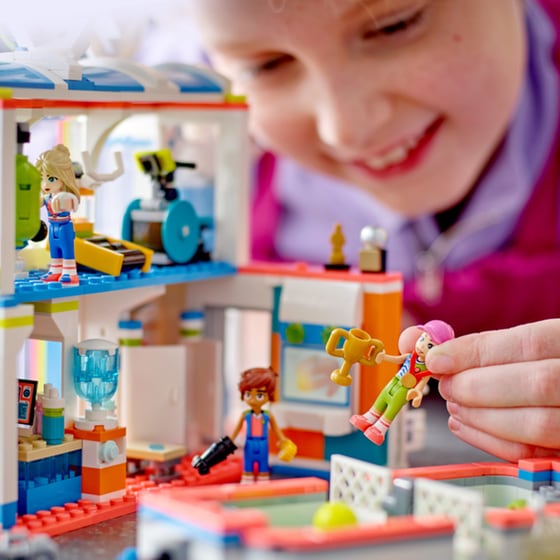 LEGO® Friends Sports Center (41744) image 4