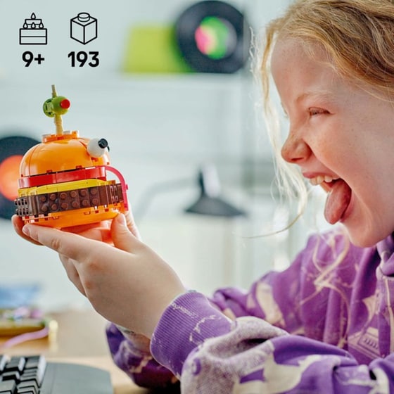 LEGO® Fortnite Durrr Burger (77070) image 3