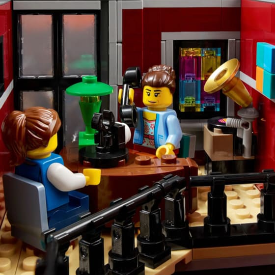 LEGO® Icons Jazz Club (10312) image 11