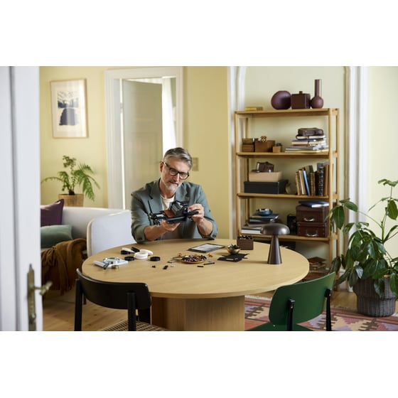 LEGO® Icons Ford Model T (11376) image 4