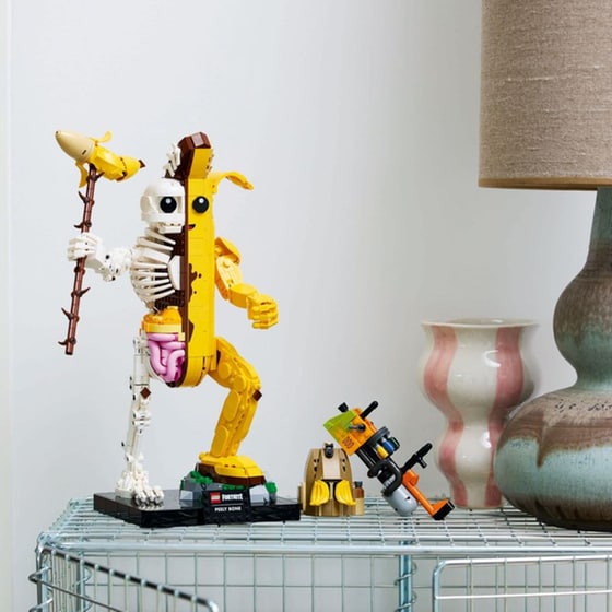 LEGO® Fortnite Peely Bone (77072) image 8