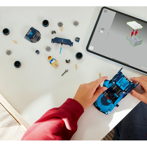 LEGO® Speed Champions Bugatti Vision GT Hyper Sports Car (77253) image 4