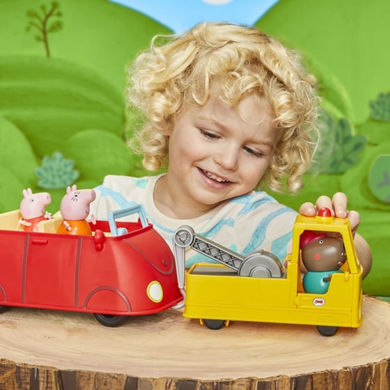 Peppa Pig Granddad Dog's Tow Truck image 9