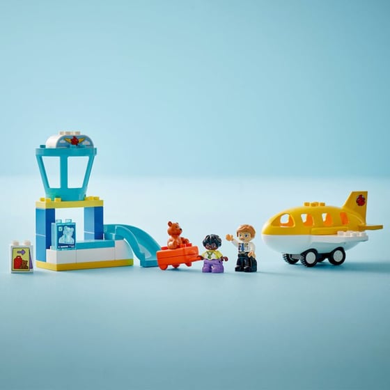 LEGO® DUPLO® Town Πρώτη Φορά στο Αεροδρόμιο (10443) image 3