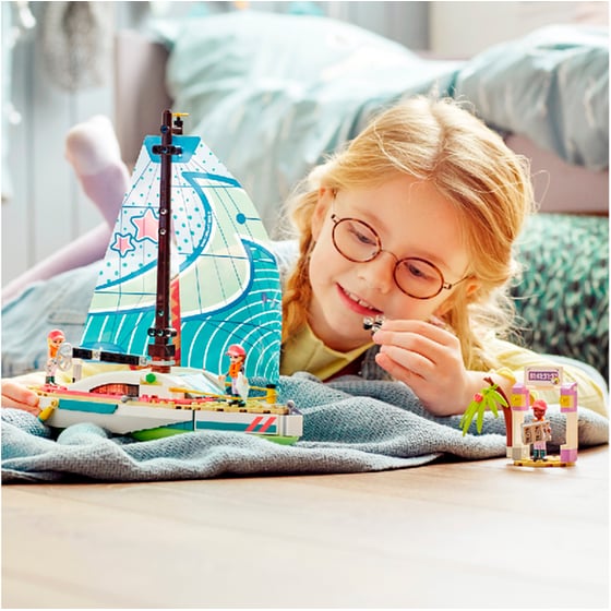 LEGO® Friends Stephanie's Sailing Adventure (41716) image 10