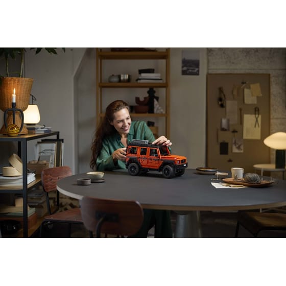 LEGO® Technic Mercedes-Benz G 500 PROFESSIONAL Line (42177) image 22