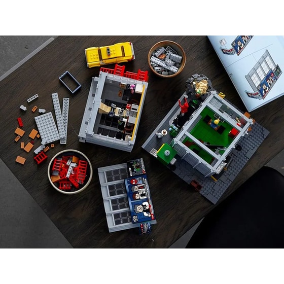LEGO® Marvel Spider-Man Daily Bugle (76178) image 7