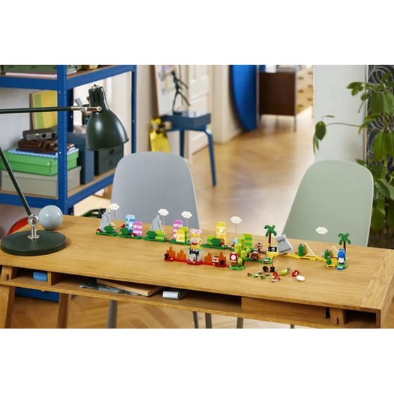 LEGO® Super Mario™ Creativity Toolbox Maker Set (71418) image 5