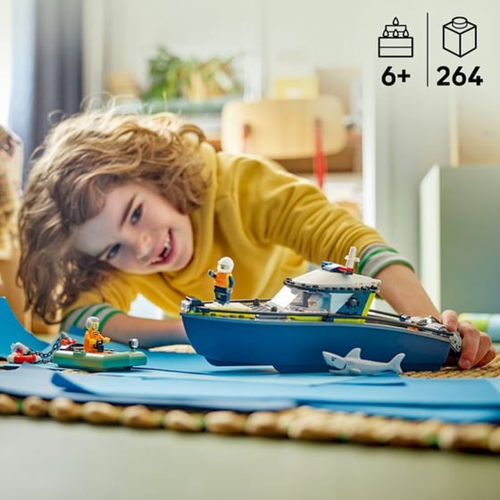 LEGO® City Καταδίωξη με Αστυνομικό Σκάφος (60456) image 2