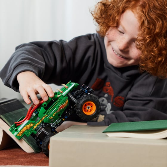 LEGO® Technic Monster Jam™ Dragon™ (42149) image 13