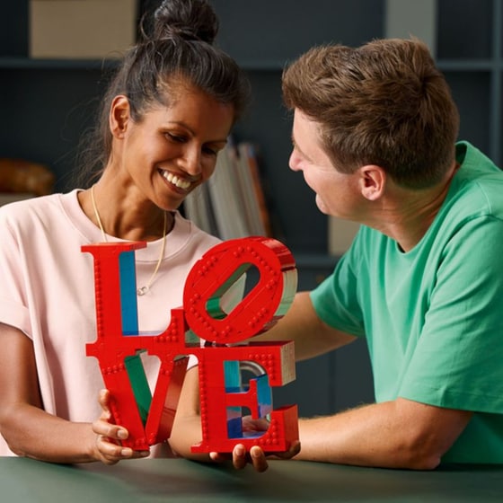 LEGO® Art LOVE (31214) image 11