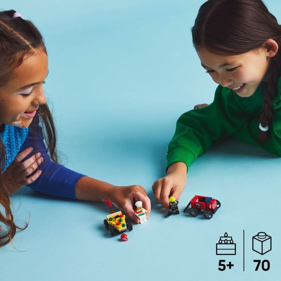 LEGO® City Pizza vs. Fire Truck Race Car Pack (60458) image 6