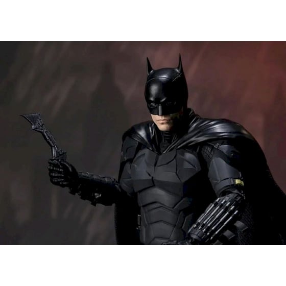 Φιγούρα BANDAI TAMASHII NATIONS Dc Comics The Batman (15cm) image 1