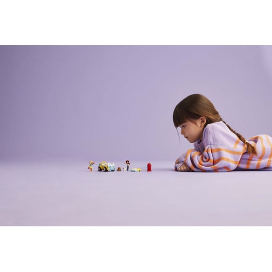 LEGO® Friends Dog-Grooming Car (42635) image 4