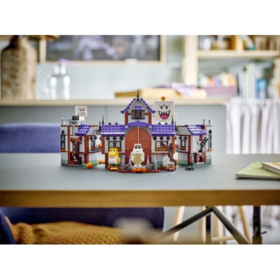 LEGO® Super Mario™ King Boo's Haunted Mansion (71436) image 15